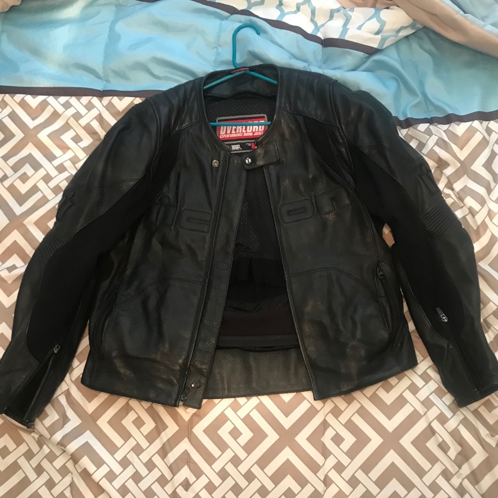 Motorcycle jacket